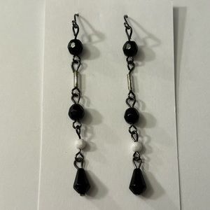 CLAIRE’S Dainty Long Black & White Beaded Dangle Fashion Earrings